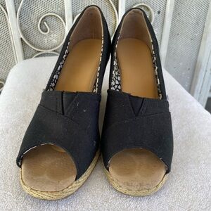 Toms Black Peep-Toe Espadrilles